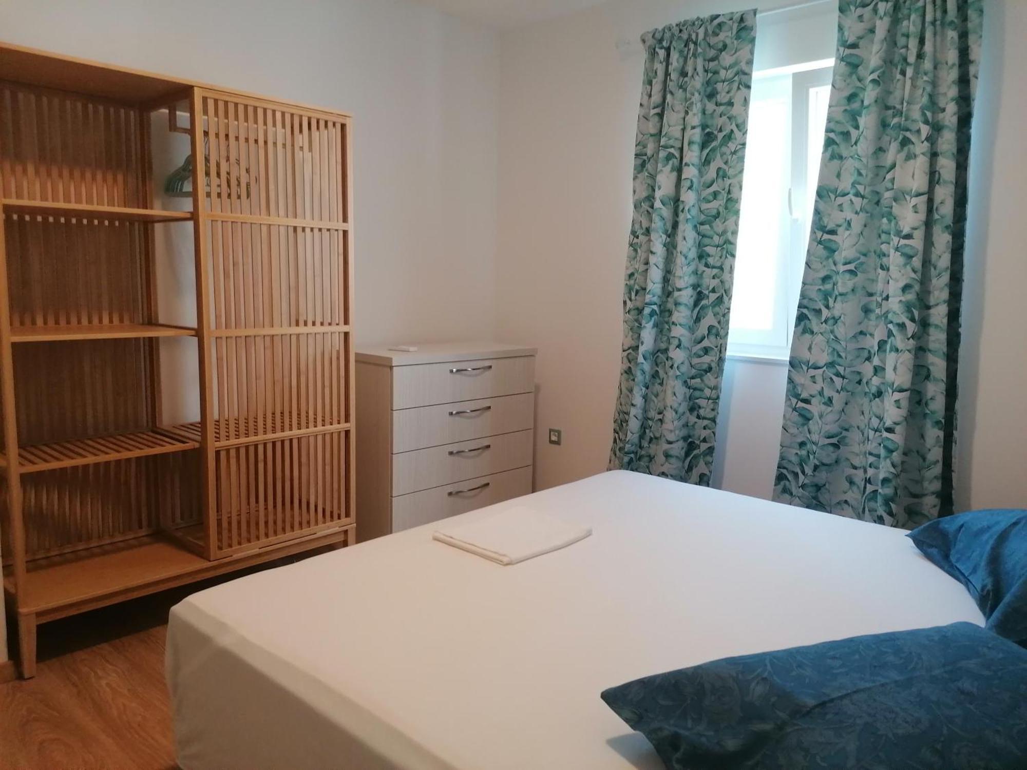 Apartmani Mares - 20 M From The Beach Brela Exteriér fotografie