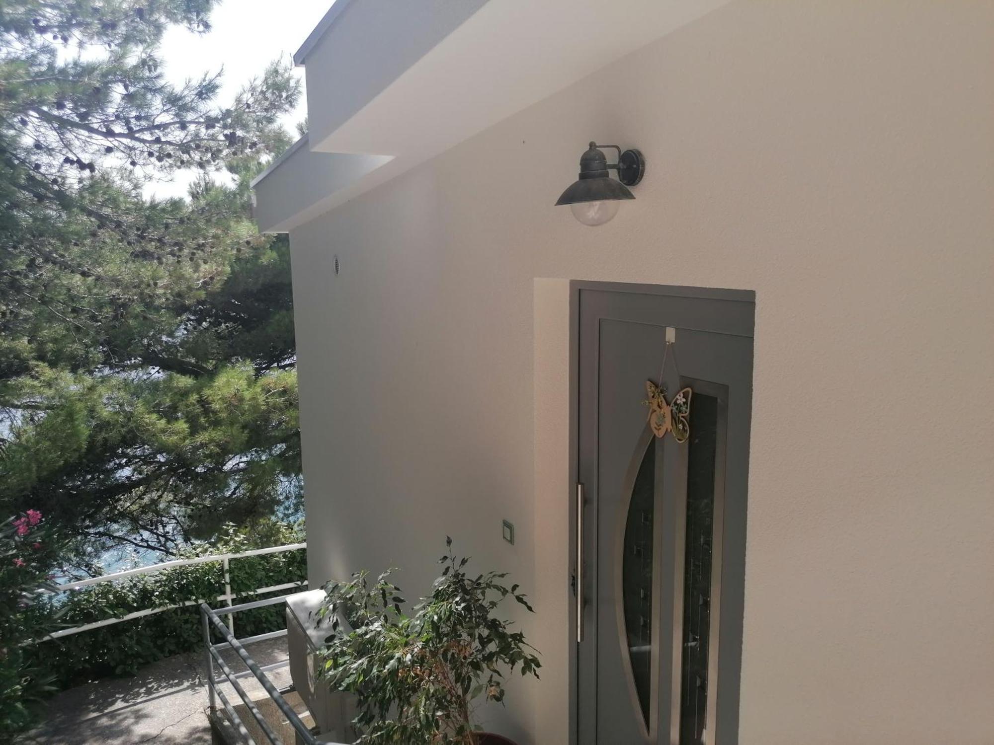 Apartmani Mares - 20 M From The Beach Brela Exteriér fotografie