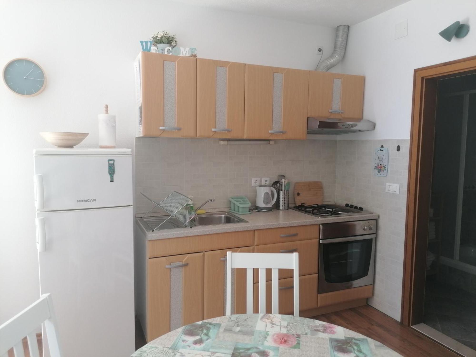 Apartmani Mares - 20 M From The Beach Brela Pokoj fotografie
